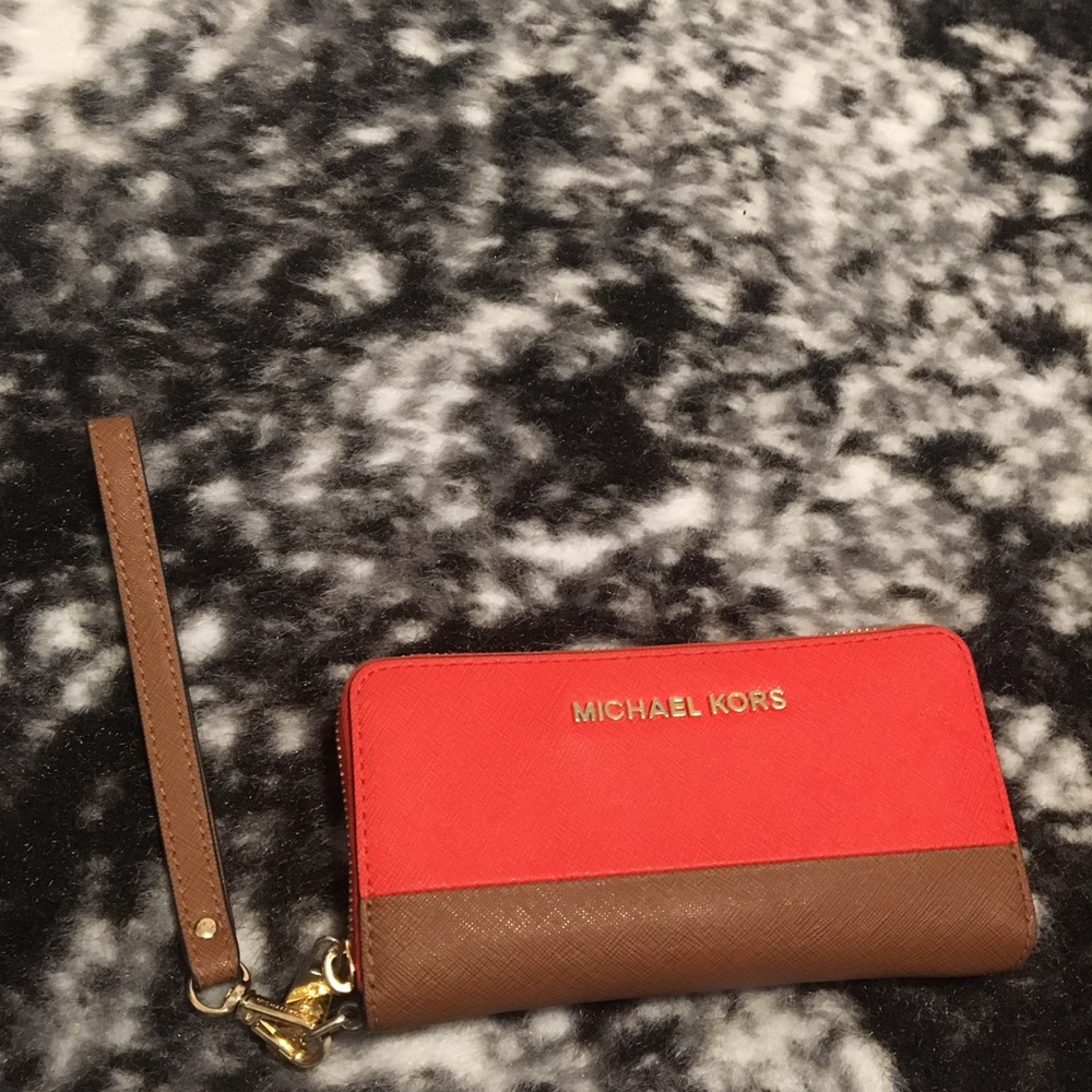 Michael Kors Wallet great condition.